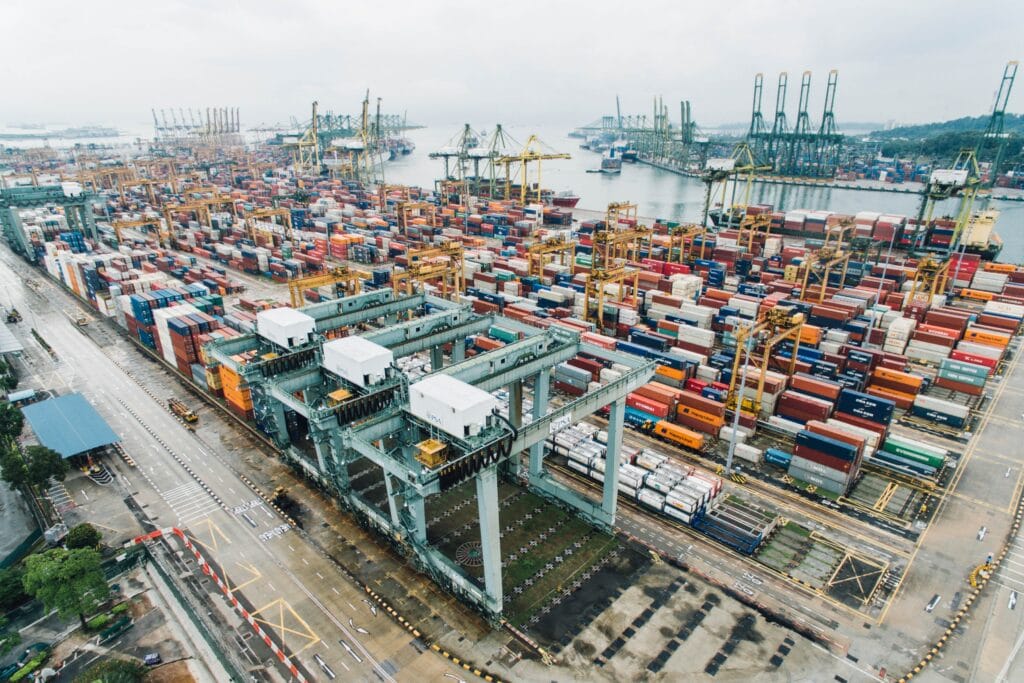 How maritime supply chain relate to business