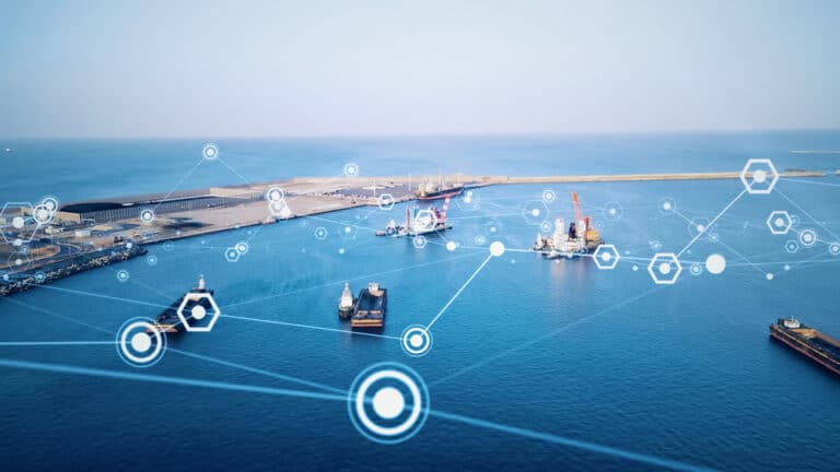 Digitalization in the maritime industry with smart tools